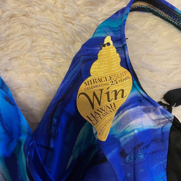 Miraclesuit Breakers Colorblock One-Piece Swimsuit - Picture 6 of 6